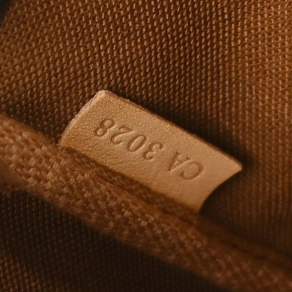 Louis Vuitton Monogram Rose Pochette Accessoires Handbag - Picture 7 of 7